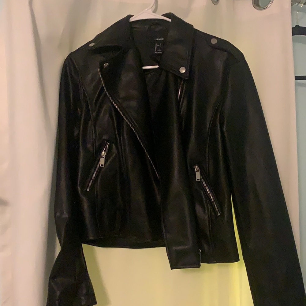 Women’s leather black jacket